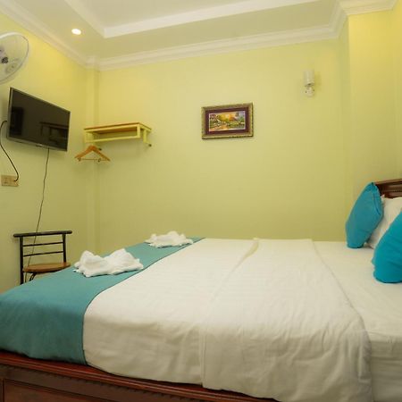 Ahha Boutique Kampot Hotel Buitenkant foto