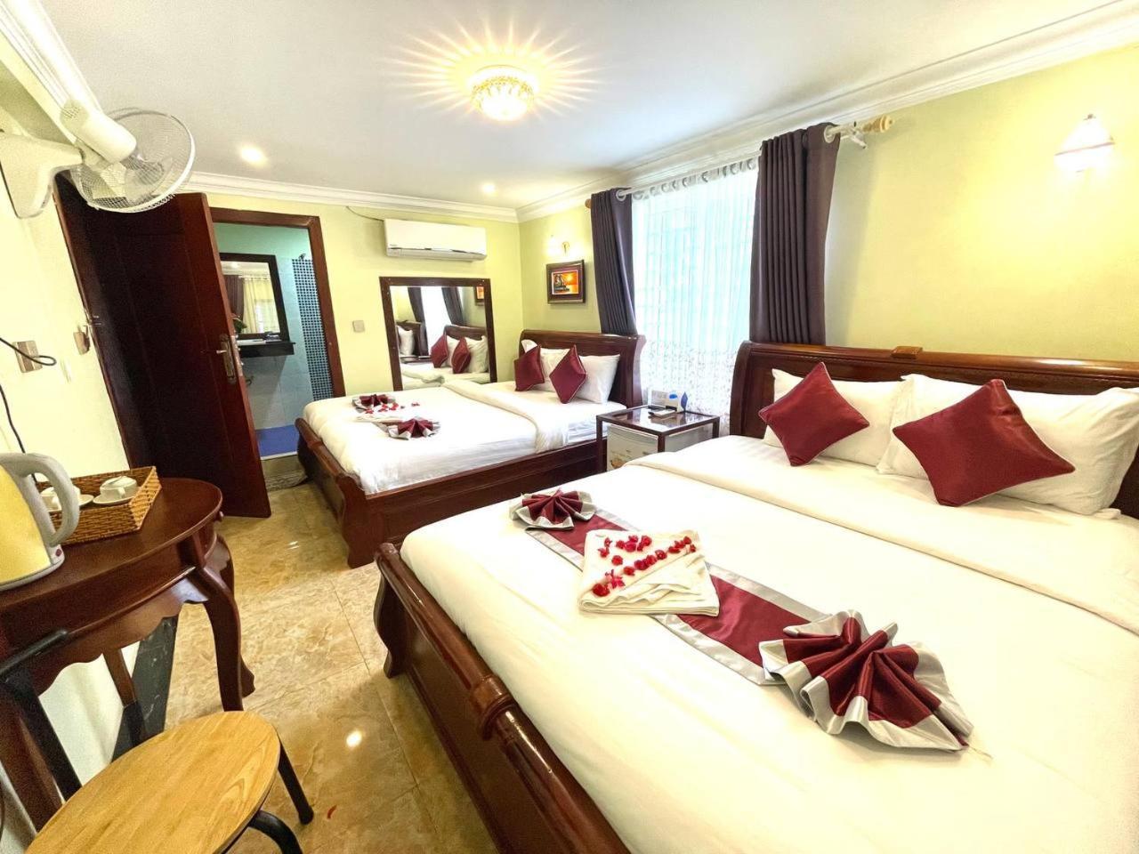 Ahha Boutique Kampot Hotel Buitenkant foto