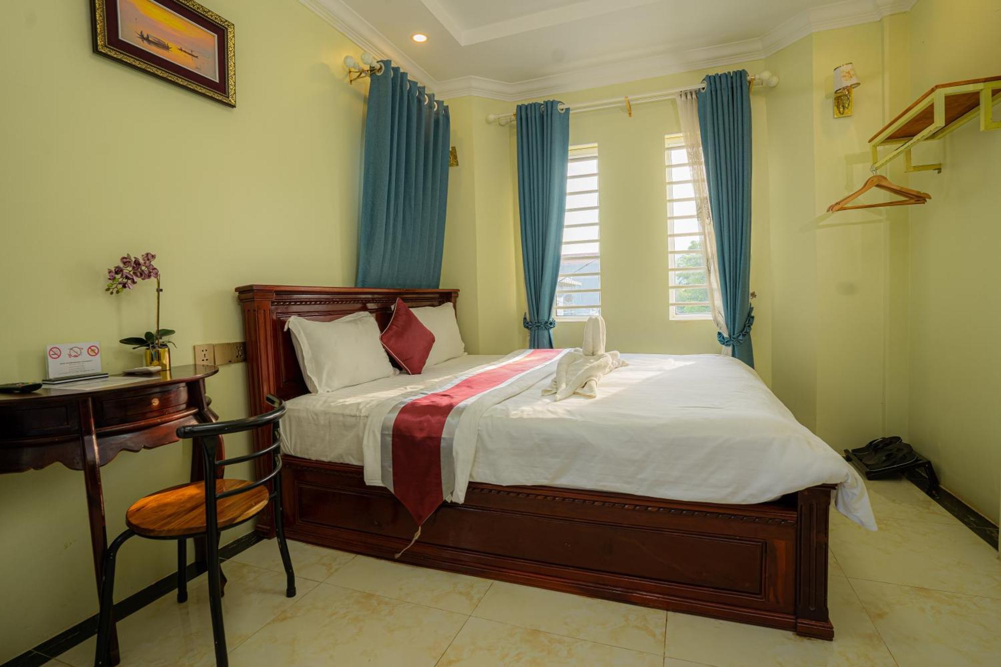 Ahha Boutique Kampot Hotel Buitenkant foto
