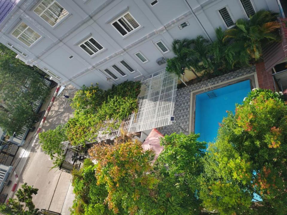 Ahha Boutique Kampot Hotel Buitenkant foto