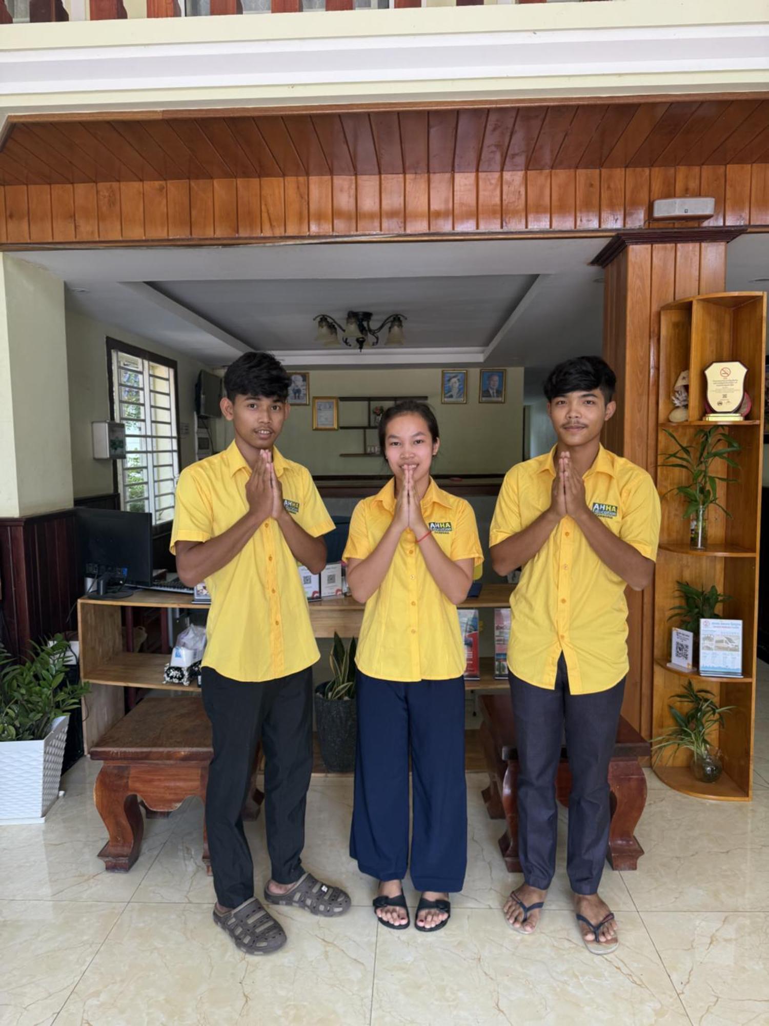Ahha Boutique Kampot Hotel Buitenkant foto